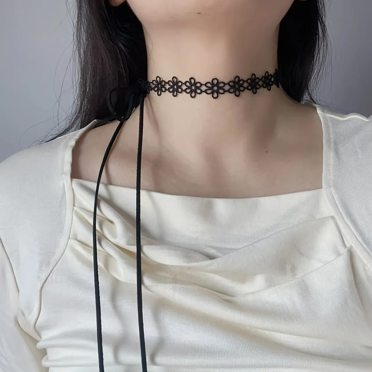 1Pc Black & White Lace Flower Choker Necklace Simple Clavicle Chain Elegant Temperament Neck Jewelry Sexy Fashion Accessory - Detail 1