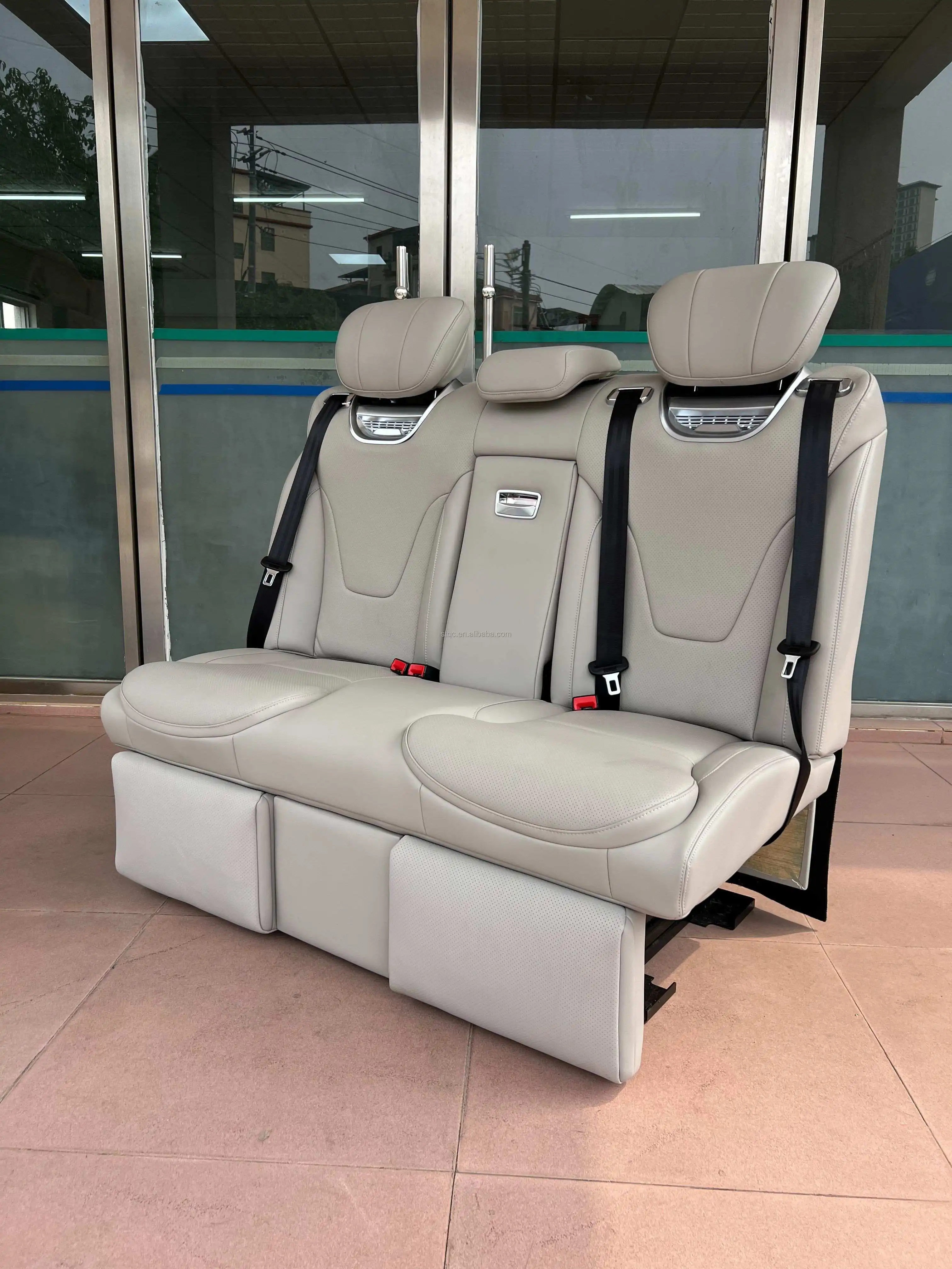 Rear Electric Leather Aero Car Seat Sofa Bed with Legrest for Sienna T6 for Carnival Alphard