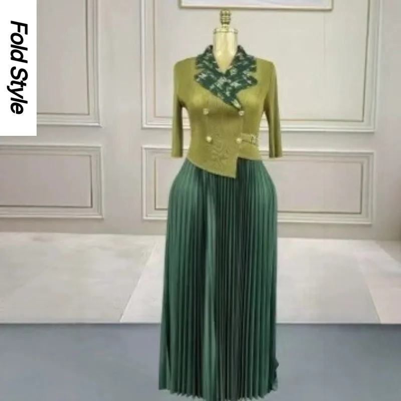 

2025 Spring and Summer New Dress High Waist Drape Three House Pleated Versatile Dress A-shaped Skirt Fashion Women's Clothing
