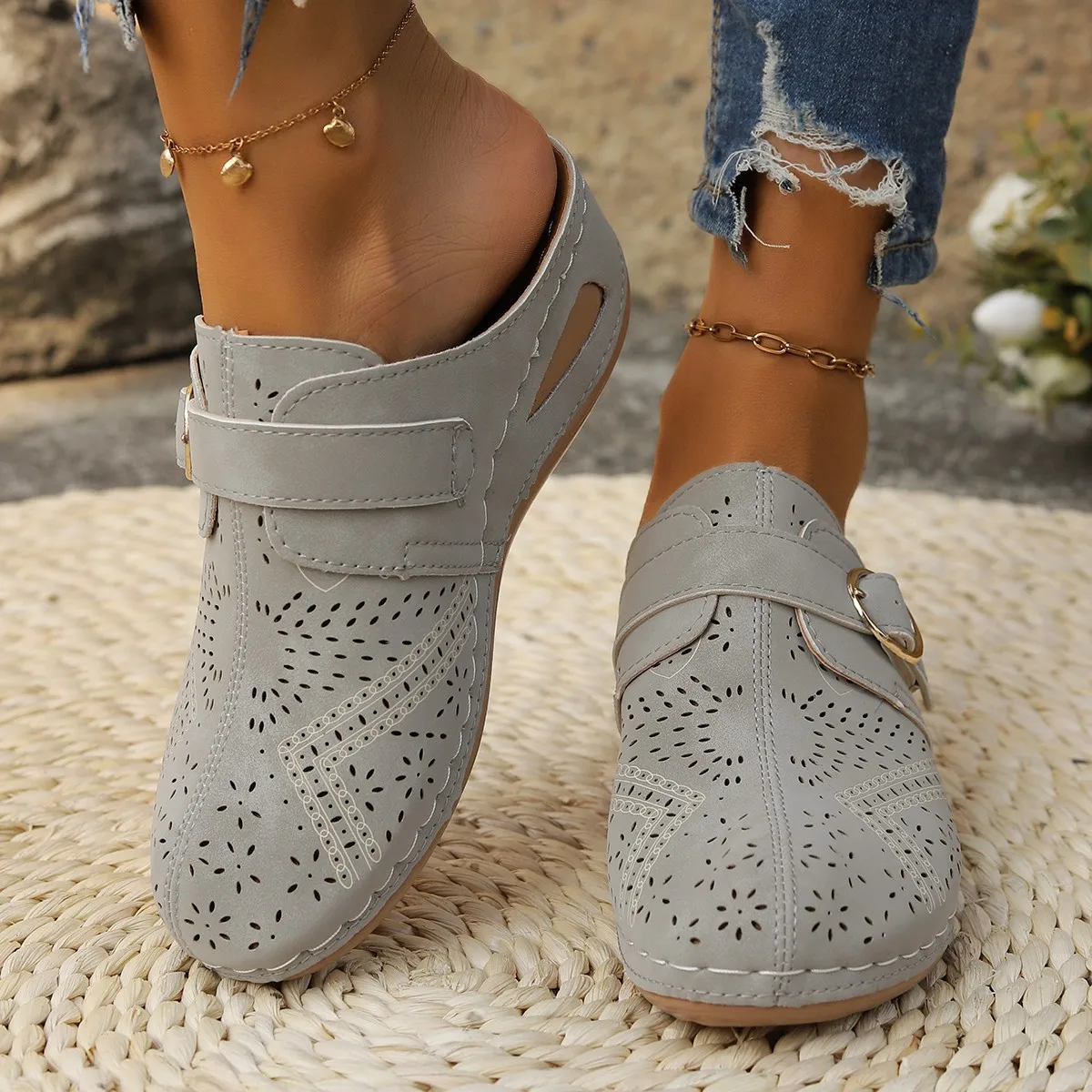 

Summer New Bao Tou Half Slippers, Women's Sandals with Slopes, European and American Large-size Hollow Single Shoes