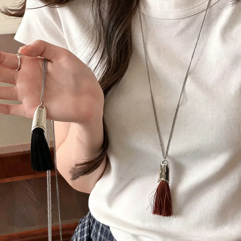 Tassel Brush Pendant Necklace Extra Long Silver Tone Alloy Lightweight Premium Elegant Unique Design for Women