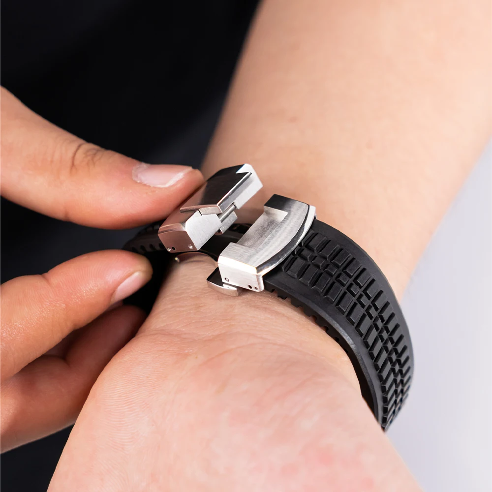 سوار سيليكون رياضي لساعة أبل الترا 3/2 49 مللي متر 46 مللي متر 45 مللي متر 44 مللي متر سوار معدني فاخر لسلسلة iWatch 11 10 9 8 7 Se حزام