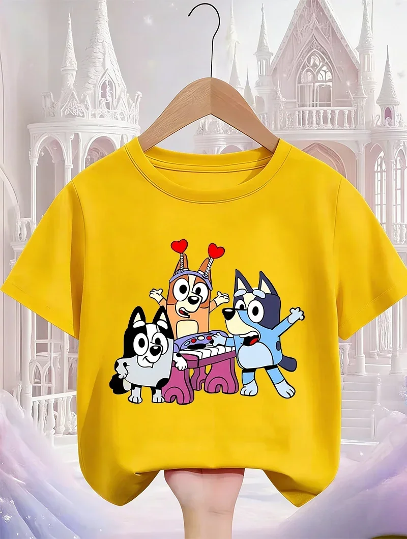 

Повседневная футболка с мультяшным принтом для мальчиков и девочек Bluey, милая, в стиле кавай, летняя, модная, уличная одежда для детей 3-14 лет