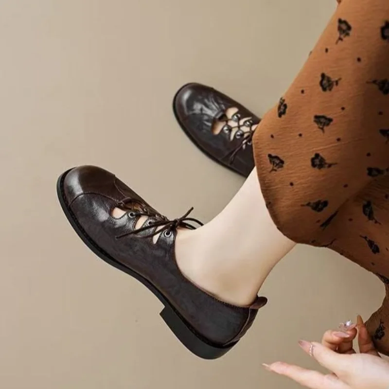 

Новинка весны/осени 2024, женские туфли-лодочки, туфли на массивном каблуке с квадратным носком, кожаная обувь для женщин, туфли Мэри Джейн на шнуровке с перекрестной завязкой