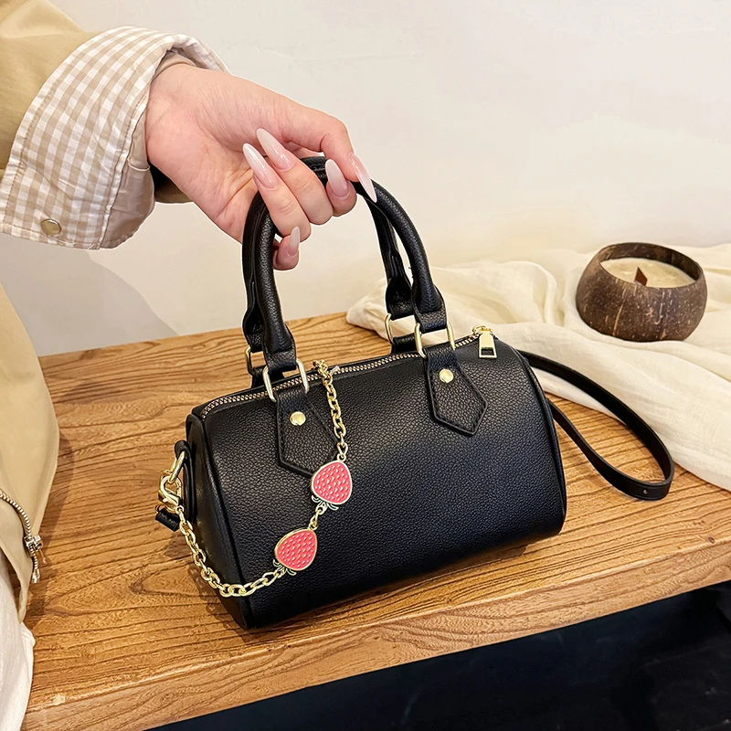 

Retro Solid Female Small Handbags Purse Armpit Shoulder Bags High Quality PU Leather Ladies Clutch Totes Bag sac de luxe femme