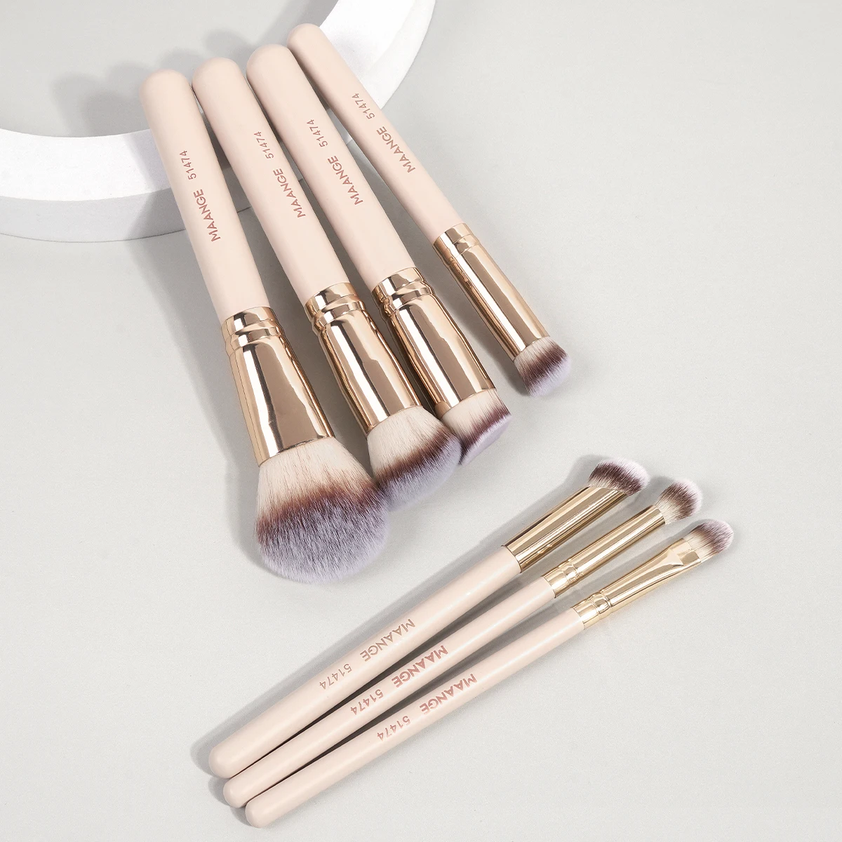 ชุดแปรงแต่งหน้า MAANGE 7 ชิ้น/ชุด สำหรับรองพื้น คอนซีลเลอร์ บลัชออน แปรงเบลนดิ้ง ขนแปรงนุ่ม อุปกรณ์เสริมความงาม
