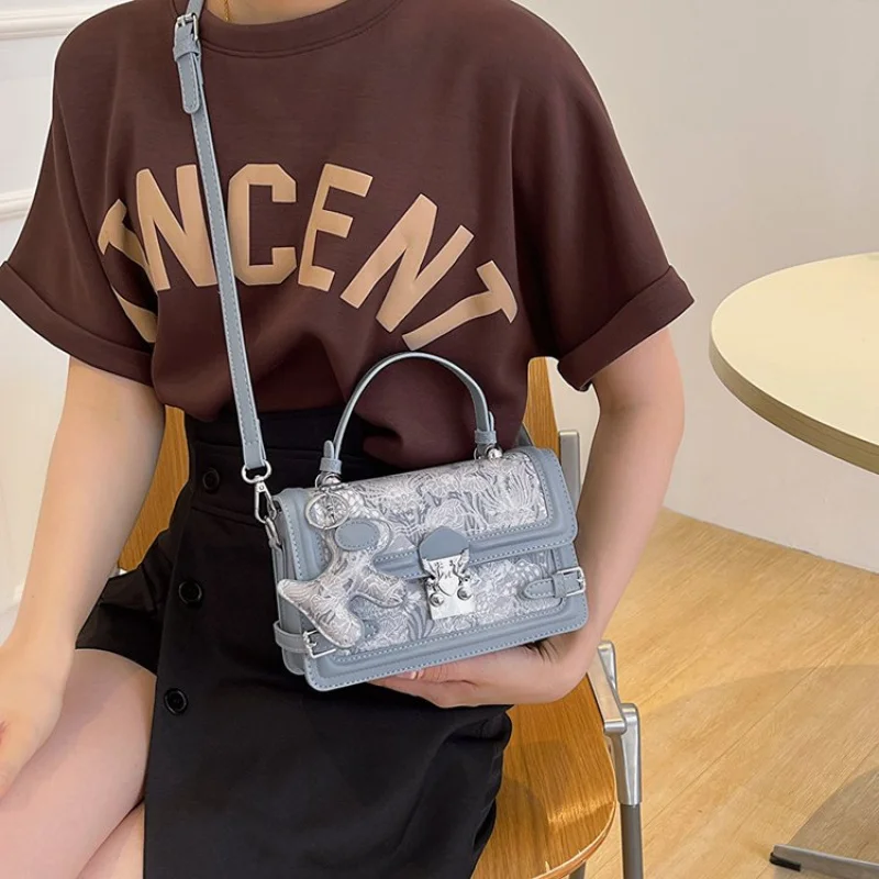 

Элегантная кожаная женская сумка через плечо, элитная роскошная брендовая известная дизайнерская модная повседневная винтажная пригородная сумка