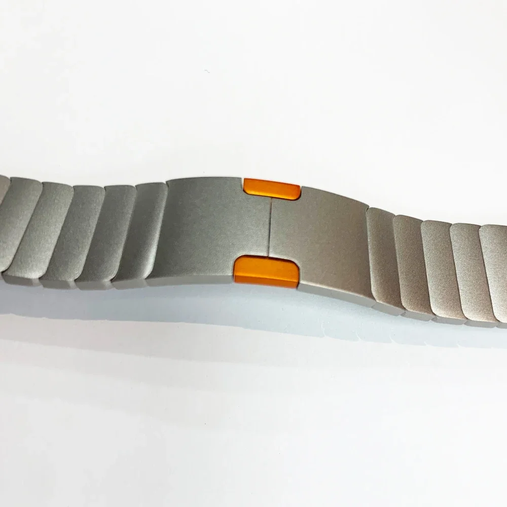 Original Link Bracelet for Apple Watch Band Ultra 2 49mm Luxury Watch Band for IWatch Series 9 8 7 6 5 4 Se 3 2 45MM 44MM 42MM