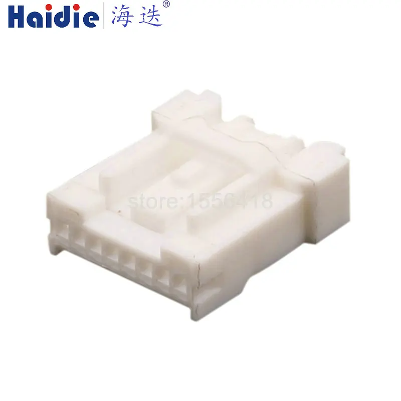 

8pin cable wire harness connector housing plug connector 7283-6483