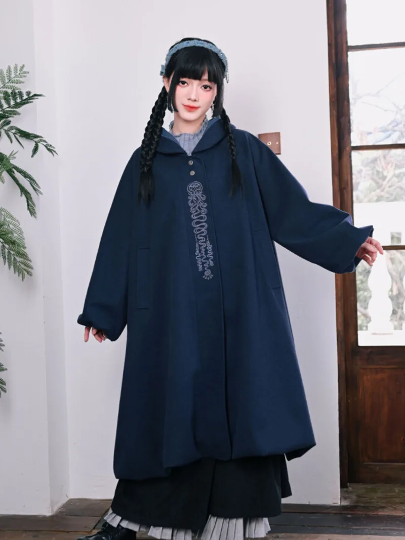 

Новое свободное пальто из шерстяной ткани в китайском стиле с цветочным бутоном, женская куртка с капюшоном и вышивкой