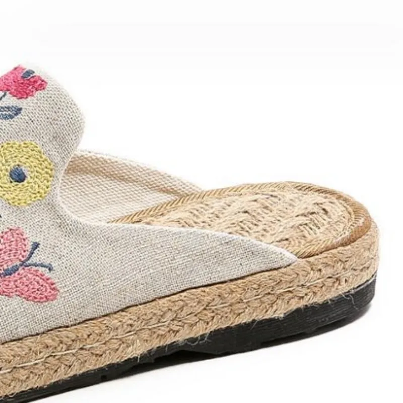 Women Wide Round Toe Embroidered Canvas Slipper Flat Heeled Retro Summer Slides Rubber Sole Casual Female Mules