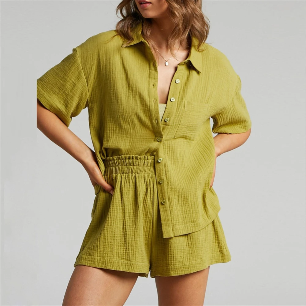 

2026 New Women's Summer Loose Solid Color Short Sleeved Shirt Shorts Set Fashionable and Casual Two-piece Sets