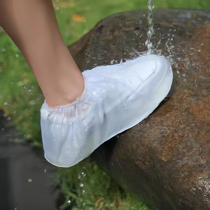 Independently Packaged Outdoor Rainproof Shoe Set for Rainy Days, Fashionable Unisex Thickened Waterproof Shoe Covers