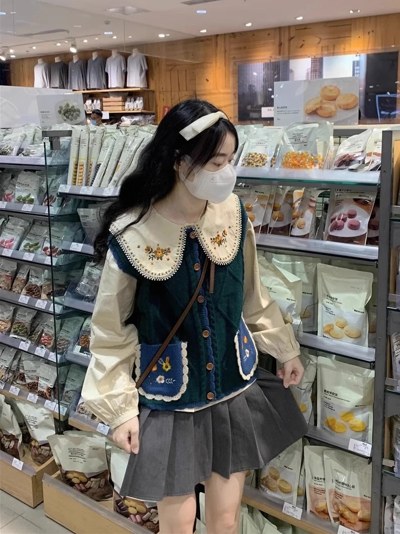 

Весенний вязаный женский комплект с вышивкой, топ и свитер, жилет, всю сельскую местность, модный ансамбль