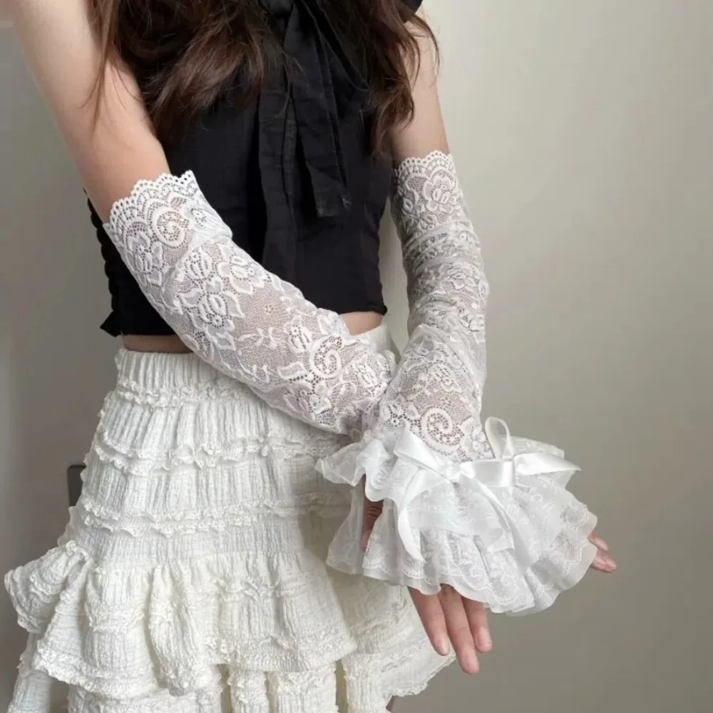 Sweet Lace Bowknot Womens Sleeve Sun Protection Y2K Bridal Wrist Gloves Graceful Hollow Out Lace Fingerless Gloves view 2