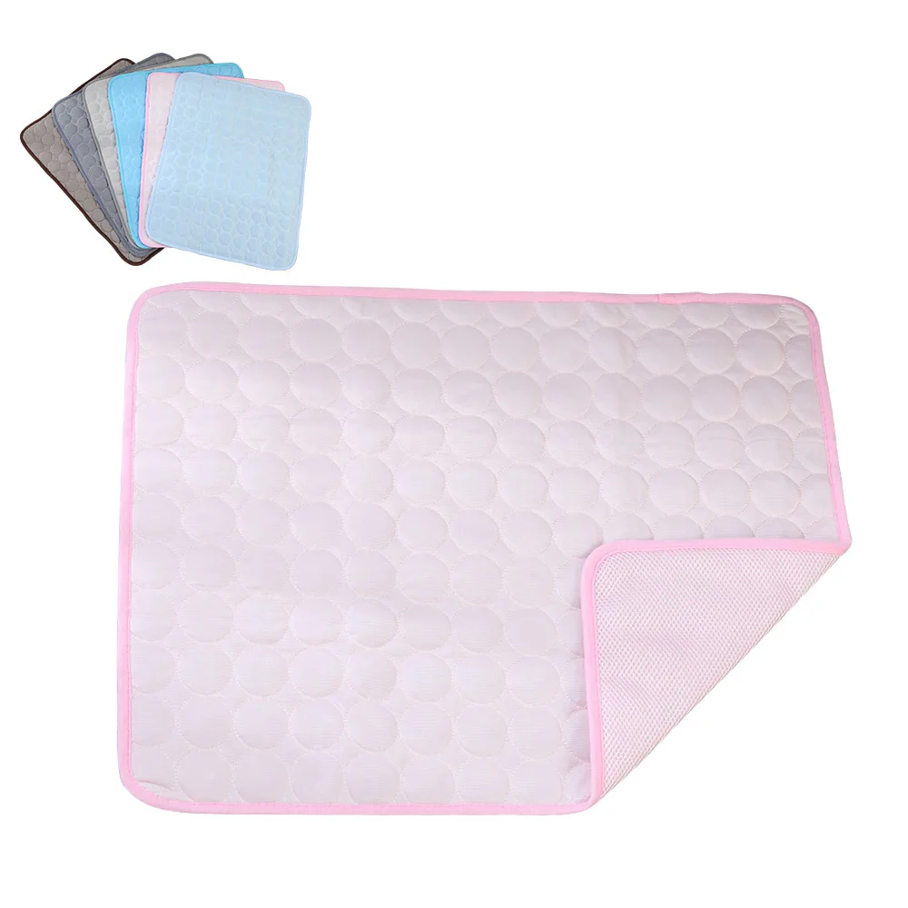 Kingtale Pet Supplier Dog Accessories Materials Safe Easy Carry Clean Dog Pads Keep Cooling for Pets Dog Cooling Mat