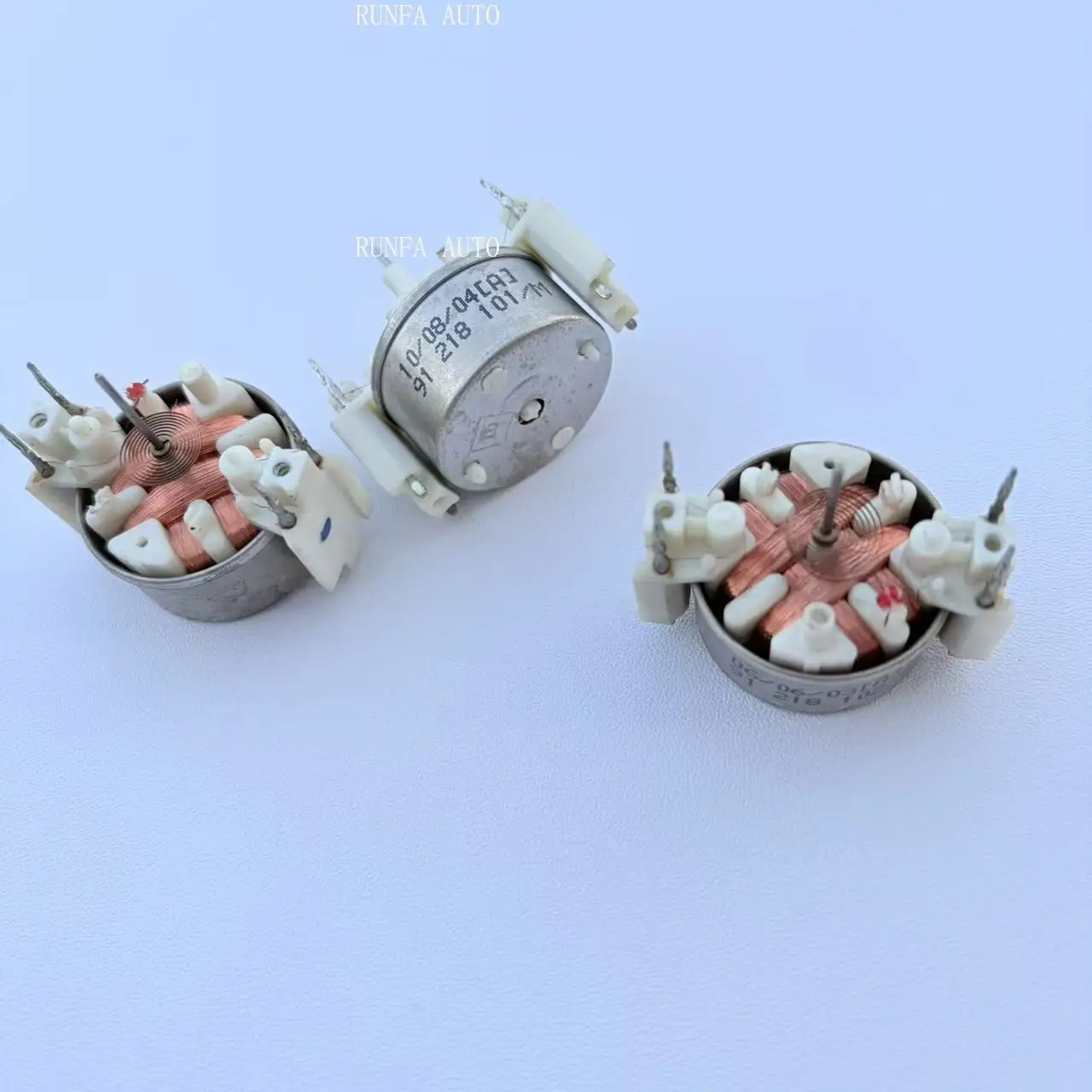 Fuel Temp Speedo MPG Tacho Gauge Pointer Stepper Motor for BMW E39 E53 X5 E53 M5 Instrument Cluster 91218101 91218102