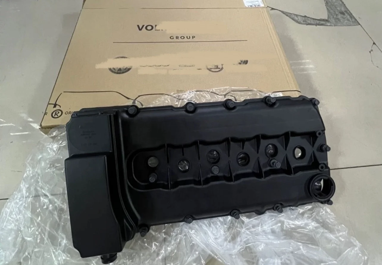 03H103429L 03H103429B 03H103429C 03H103429D 03H103429H Cylinder head cover for CC Passat Magotan Touareg