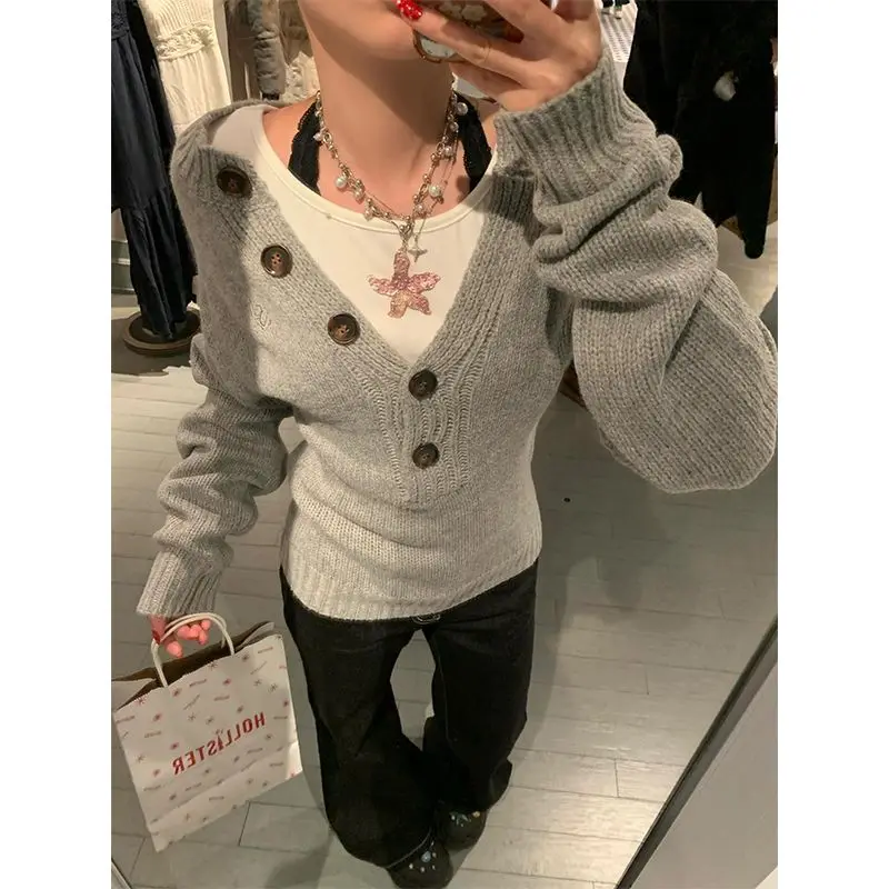 Vintage Korean Gray Pullover Henley Sweater Long Sleeved Knitted Sweater Women Spring 2025 New Item Slim Fit Sweater Y2k Clothes