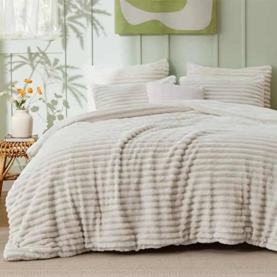 

Comforter Set Queen Size - GentleSoft™ 3 Pieces Double-Side Fleece Fluffy Linen Comforter Set Cozy Striped Room Decor Aesthetic