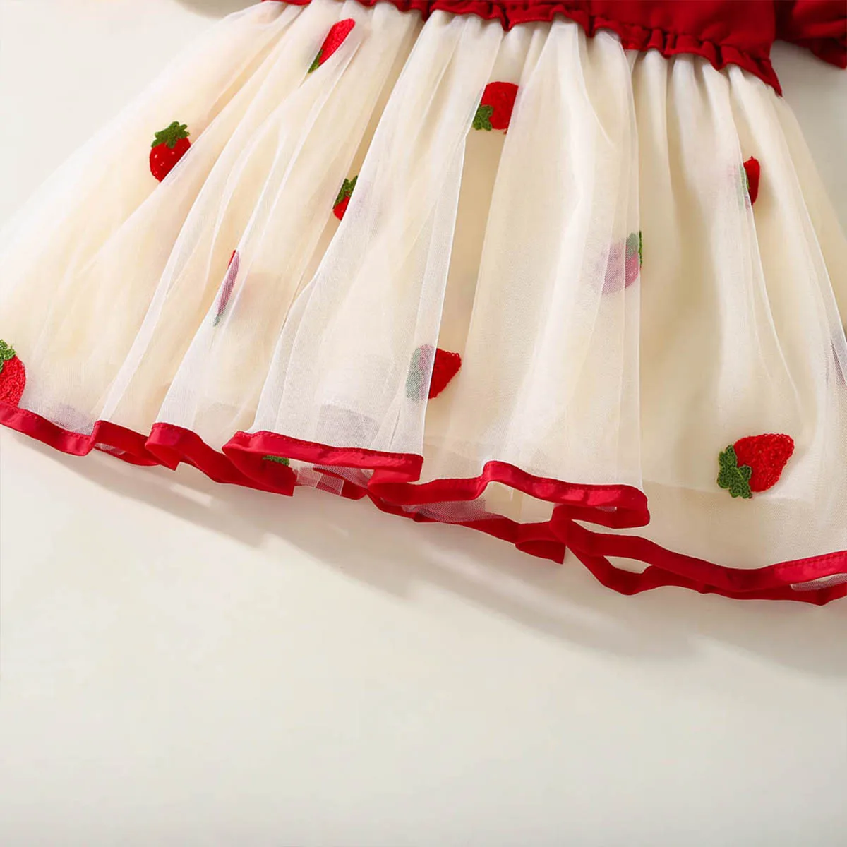 فستان صيفي بأكمام فقاعية لملابس الأطفال البنات بعمر 0-2 سنة فستان الأميرة لحفلات أعياد الميلاد والبنات على شكل فراولة #5