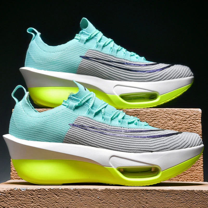 Nouvelles chaussures de sport unisexes quatre saisons, confortables, à la mode, antidérapantes, résistantes à l'usure, semelle épaisse, respirantes, baskets de course et de loisirs