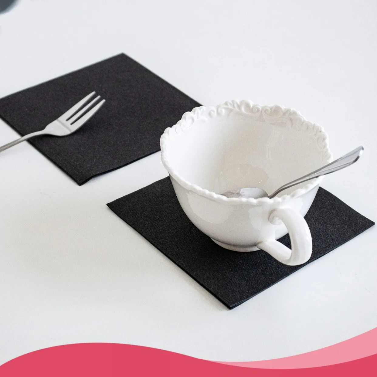 JINYUDOME 25/50Pcs Disposable Linen-Feel Dinner Napkin,9.84*9.84in Black Napkin,Prefold Paper Napkins For Party Wedding