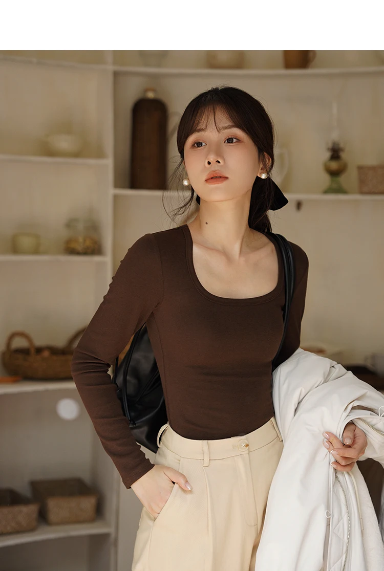 Elegant Slim Square Neck Long Sleeve T-Shirt Casual Autumn Spring Undershirt with Fitted Design Clavicle Revealing Style Women