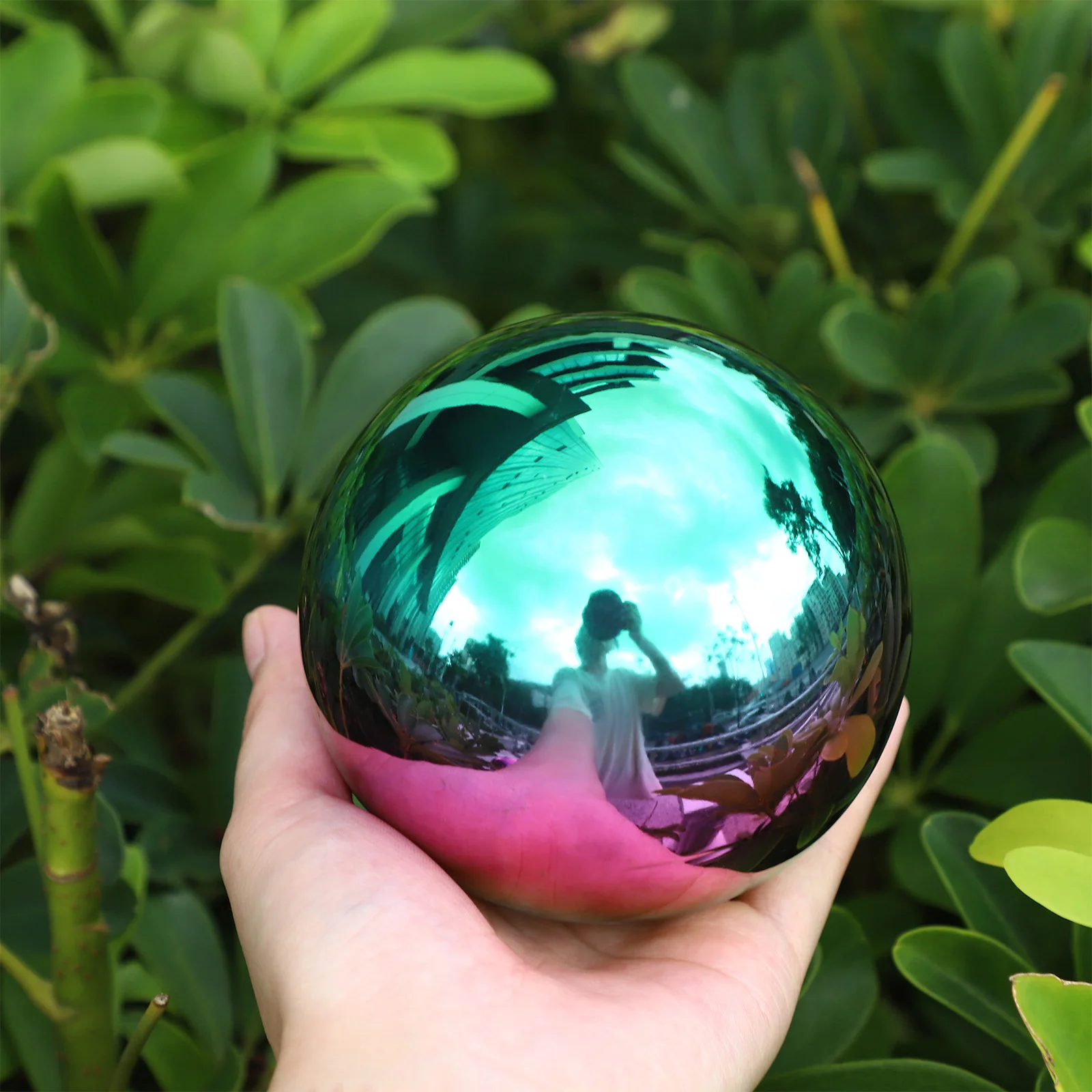 8 Pcs Stainless Steel Mirror Polished Smooth Shiny Garden Reflective Decorations Outdoor Bright Light Globe Gazing Balls