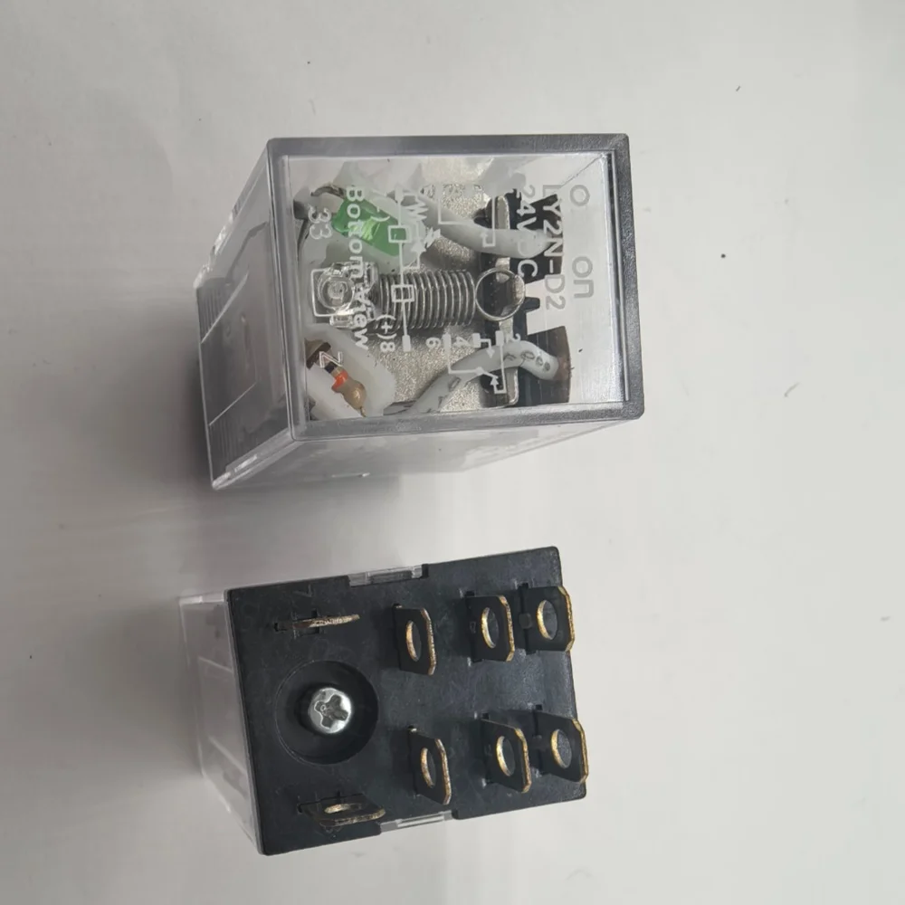 1-pz-5-pz-10-pz-rele-ly2n-d2-dc12-rele-per-uso-generale-ly2n-d2-dc24