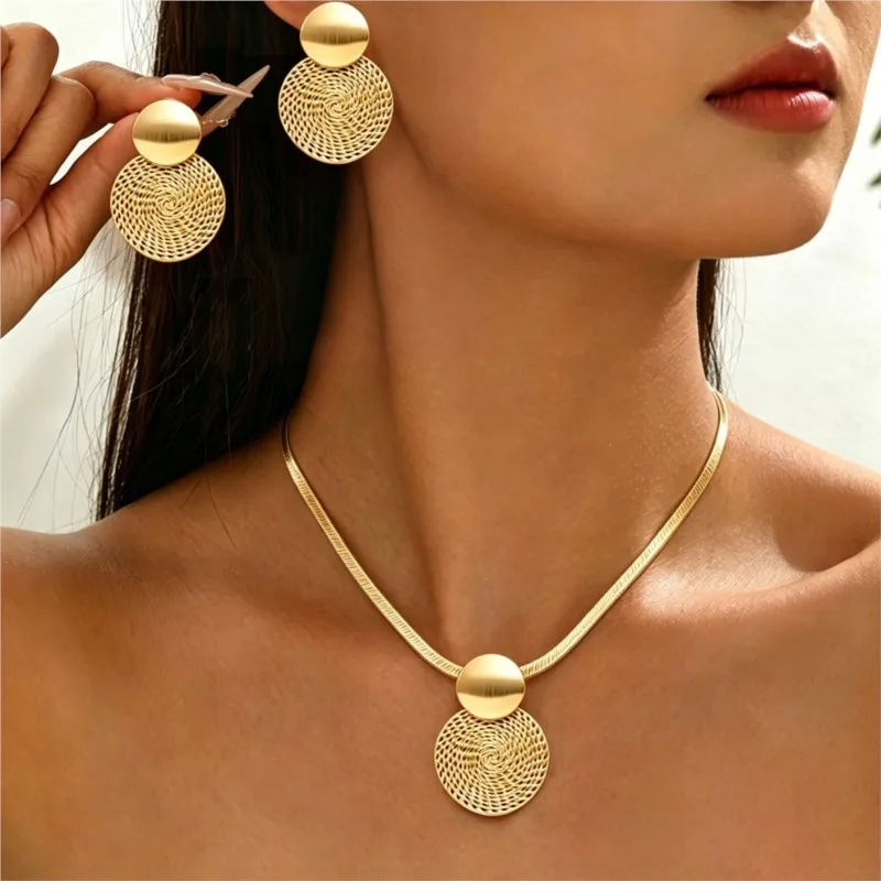 2pcs Blade Chain Geometric Circular Brushed Texture Original Spiral Jewelry Set for Women Necklace Earrings Set Jewelry Gifts