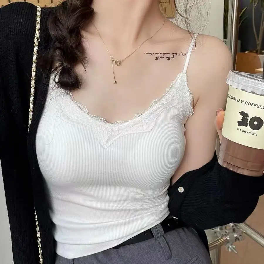 Integrated Lace Strap Vest Women's Style V-Neck Top with Chest Pad Bra Underwear Trendy Outerwear Casual Spring Fashion