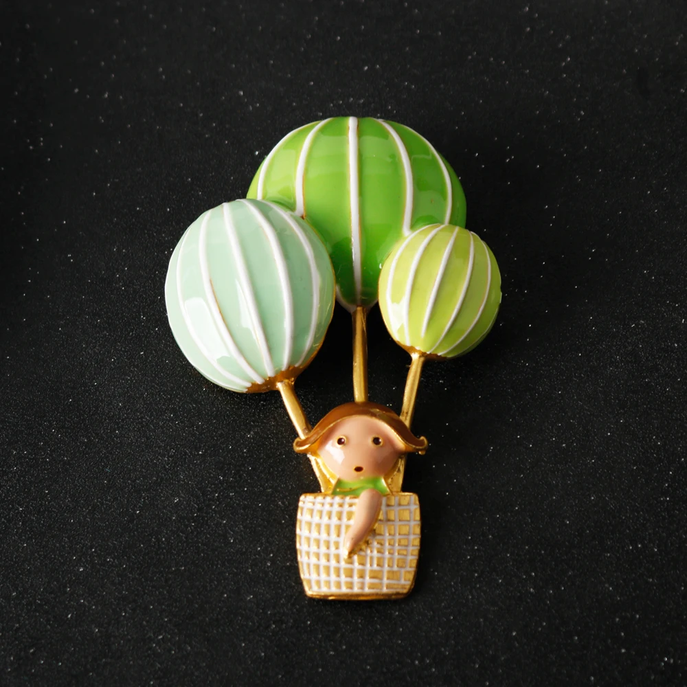 Fun Hot Air Balloon Pins Pink Cute Brooches And Food Metal Brooches Badges Pins Wholesale Customized New Year Gifts For Girls