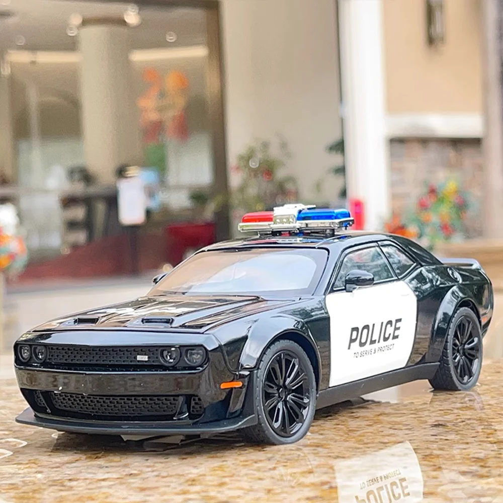 

Scale 1:22 Hellcat Challenger SRT Police Car Model Toys Alloy Diecast 4 Doors Opened Sound Light Pull Back Vehicle Gift for Kid