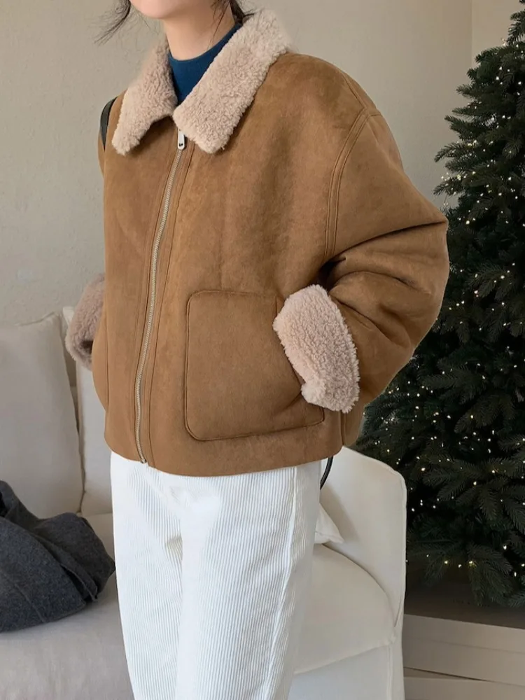 Thiened الدافئة فرو الضأن Jaet المرأة الخريف الشتاء فضفاض الفراء الجلود Inteated دراجة نارية الملابس الملابس القطنية