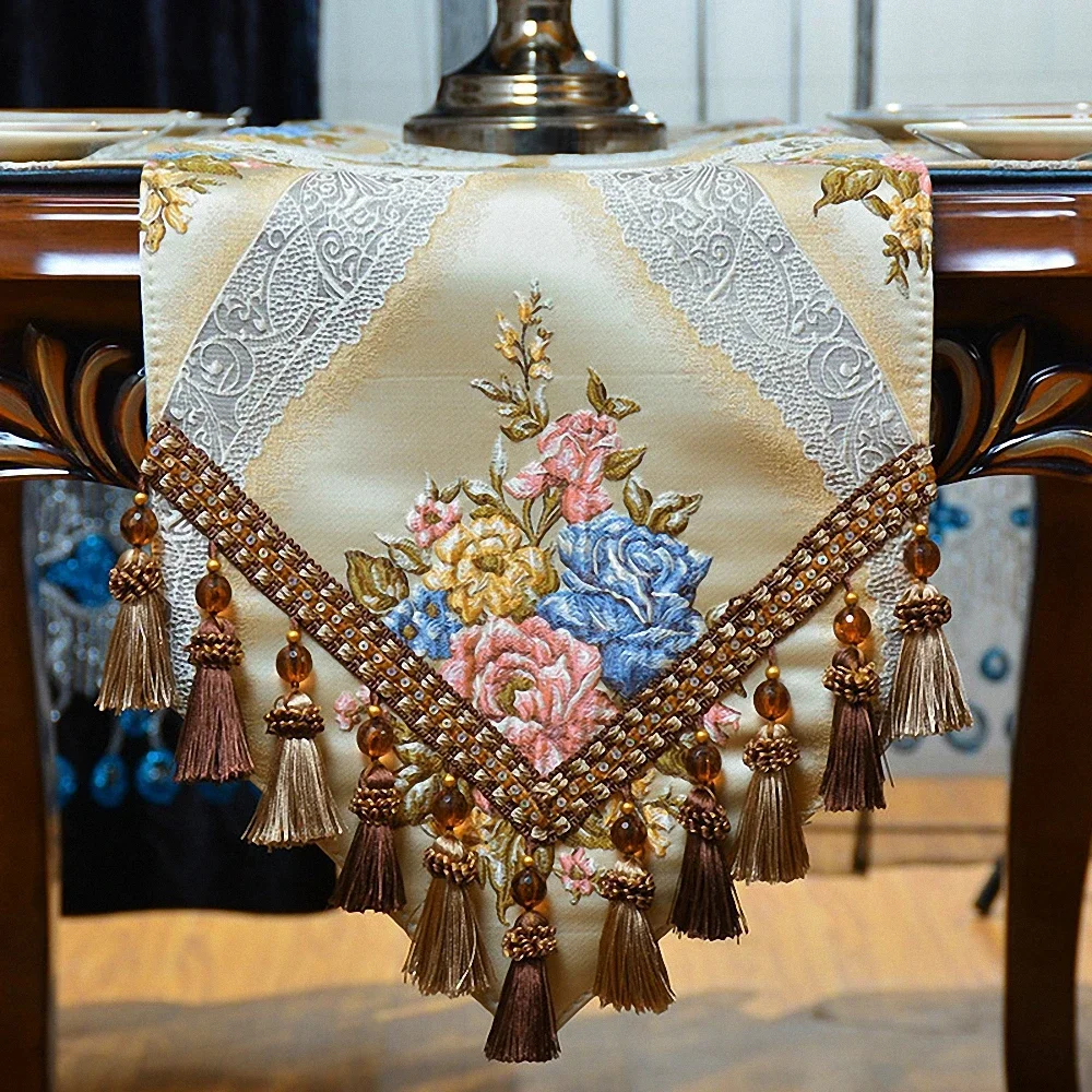 

Beige Blue Luxury Jacquard Table Runner Upgraded Velvet Bottom Thickened Tablecloth High-end 3D Embroidery Table Flag Bed Flag 2