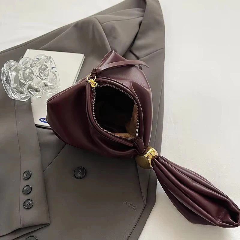 Design Mini PU Leather Dumpling Niche Clutch Bags for Women Fashion Knotted Female Retro Shoulder Bag Wrist Handbags and Purses