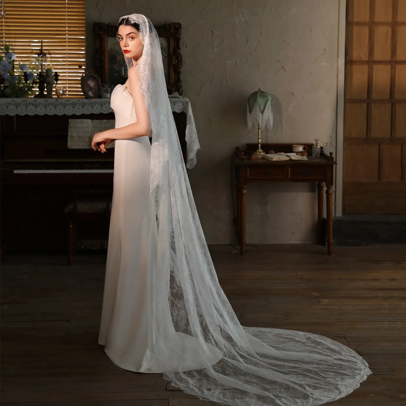 long-wedding-veil-for-bride-accessories-one-layer-lace-mantilla-head-veil-luxury-bridal-cathedral-veils-with-clip-veu-de-noiva
