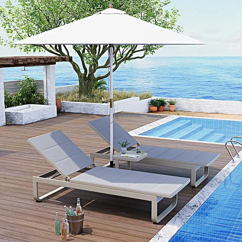 Lit extérieur simple loisirs piscine bord de mer chaises de plage