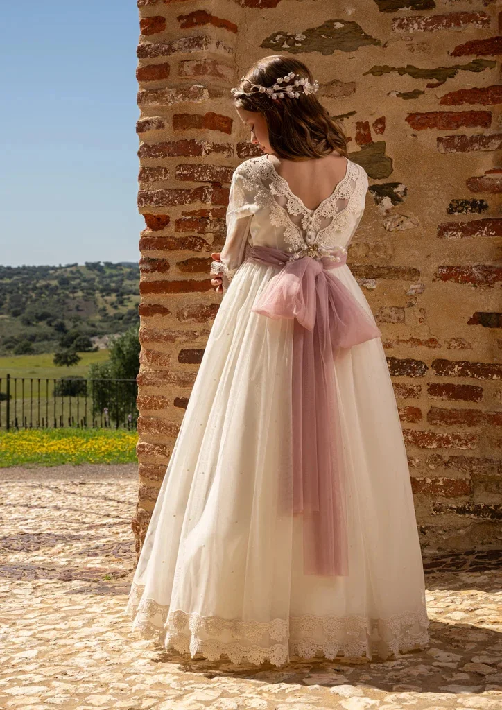 فساتين الأميرة زهرة فتاة مخصصة لحفلات الزفاف الدانتيل تول اللؤلؤ مع القوس رشيقة الطفل Quinceanera فستان حفلة عيد ميلاد