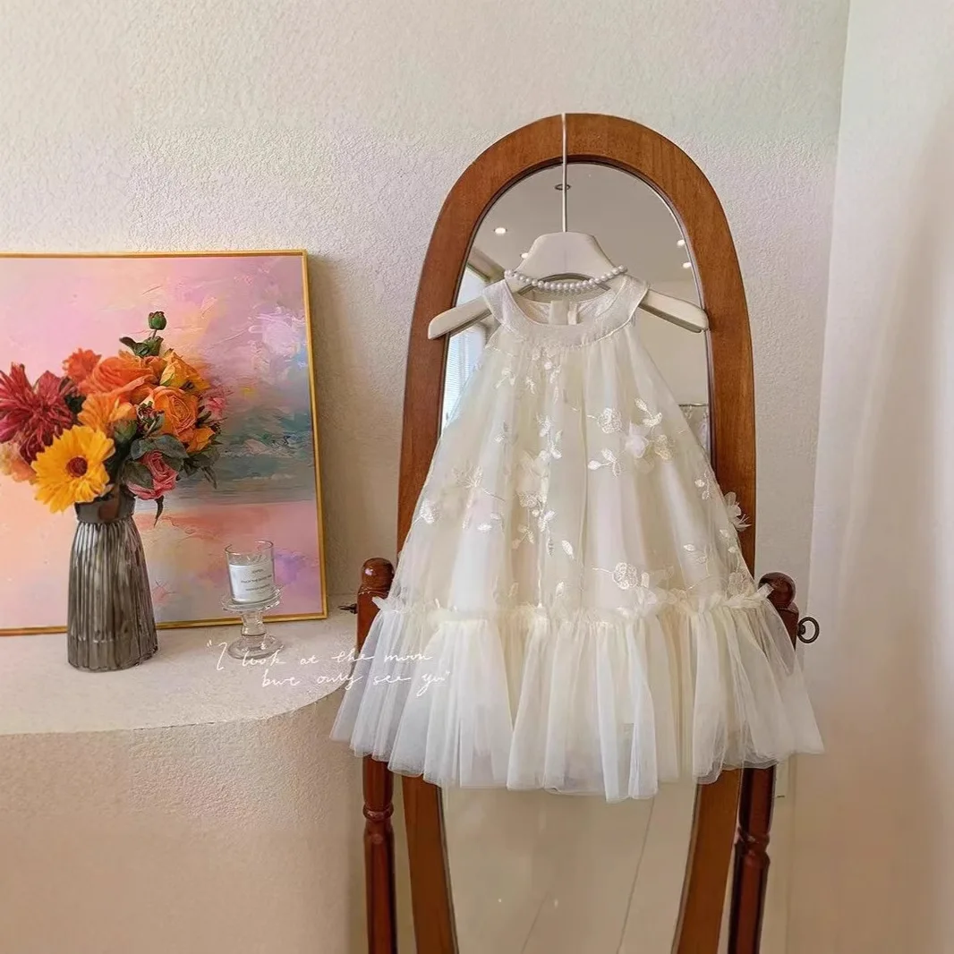 Dress 2025 Spring and Summer Children's Simple High-end Three-dimensional Petal Neck Mesh Dress Vacation Style 2