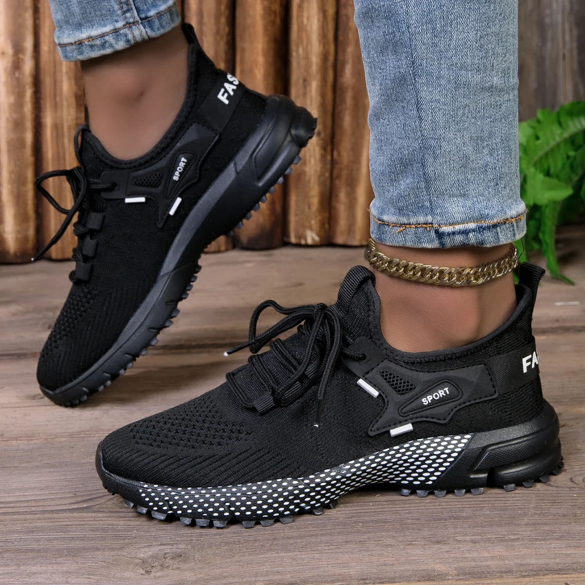 

Men's Walking Shoes Comfortable Training Sports Shoes Mesh Breathable Lightweight Running Shoes Tenis Feminino Black Sneakers