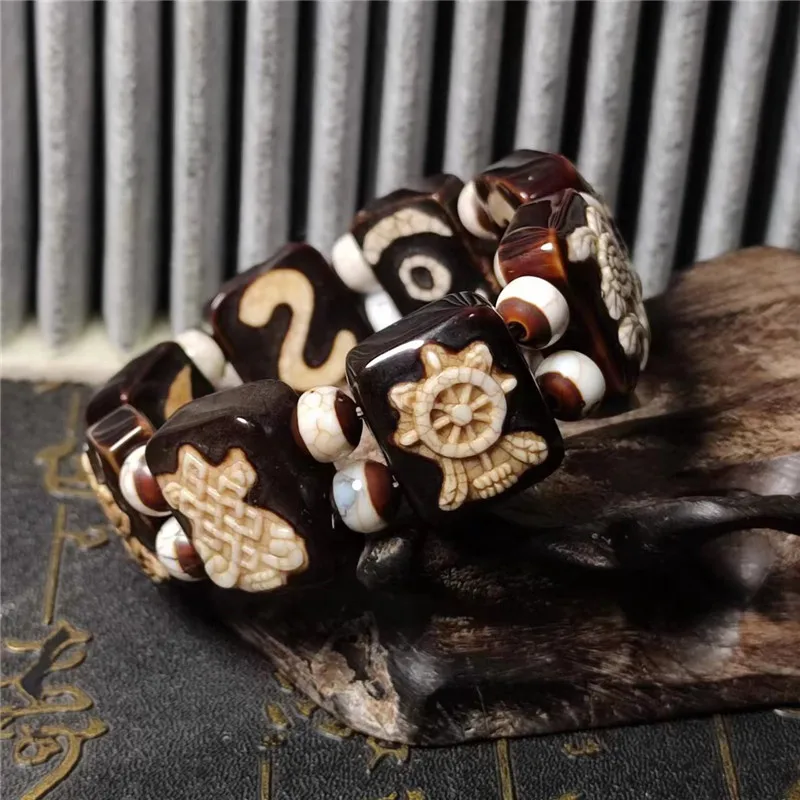 

Eight Guardian Gods Tibetan Dzi Beads Bracelet Ethnic Style Great Quality Natural Stone Materials Free Shipping