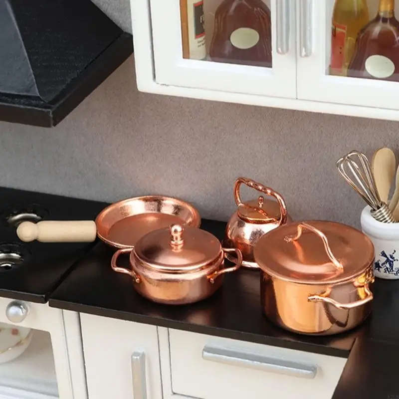 

1/12 масштаб миниатюрный набор кухонной посуды реалистичная металлическая посуда с деревянной ручкой для миниатюрных домашних