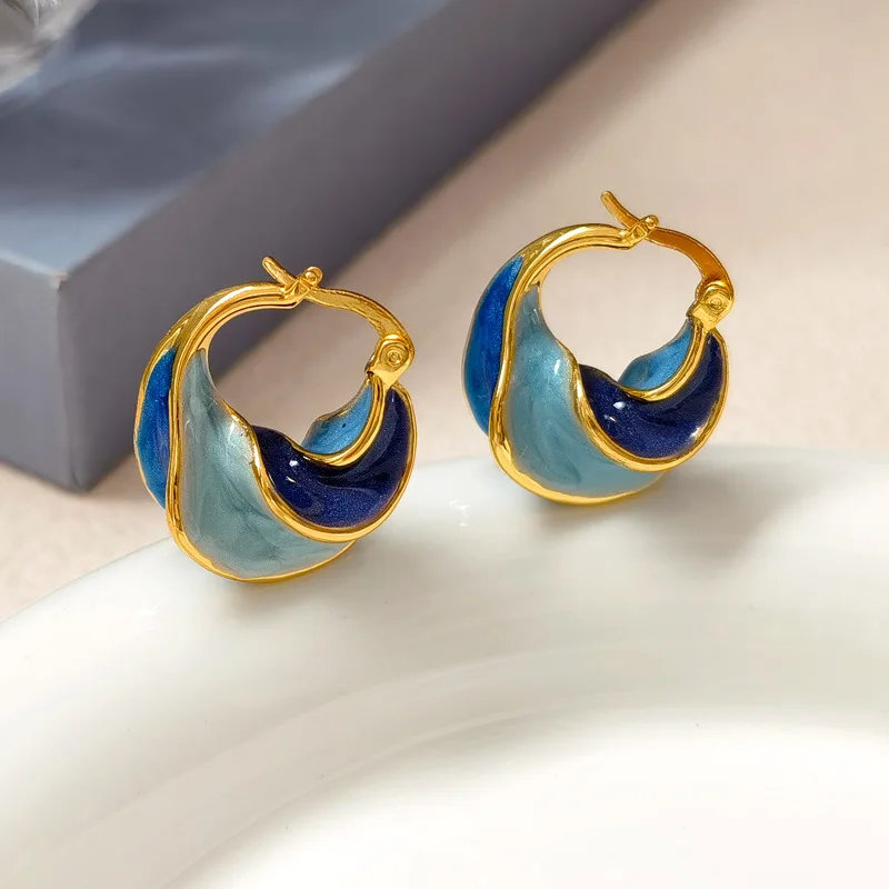 Pendientes de aro pequeños con textura de Metal para mujer, Color azul esmaltado, chapado en oro, hebilla de oreja llamativa, regalos de joyería