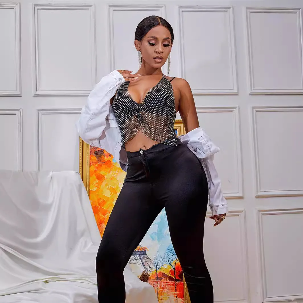 원피스 블랙 베이스 솔리드 컬러 백리스 캐미솔(가슴 쿠션 포함) 슬림핏 미러 조끼 LBZ0659