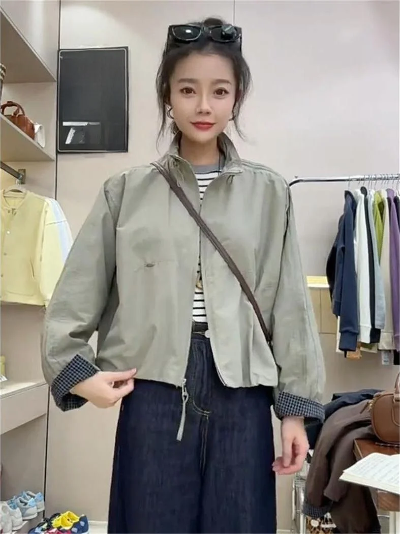 

Повседневная клетчатая короткая куртка с воротником-стойкой и пэчворком, женская модная осенняя новинка, универсальная рабочая одежда малого размера