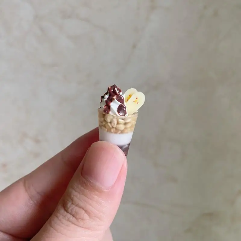 1Pc Dollhouse Mini Simulation Ice Cream Cup Model Miniature Doll House Dessert Shop Decor Toy Accessories Kids Doll Gift