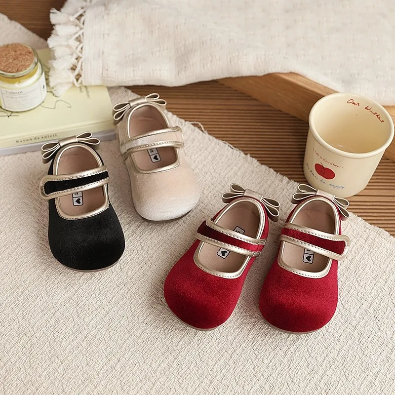 Toddler Girls Princess Leather Shoes with Cute Bow 2026 New Spring Kid Ballet Flats Soft Sole Trendy Elegant Party Wedding Shoes