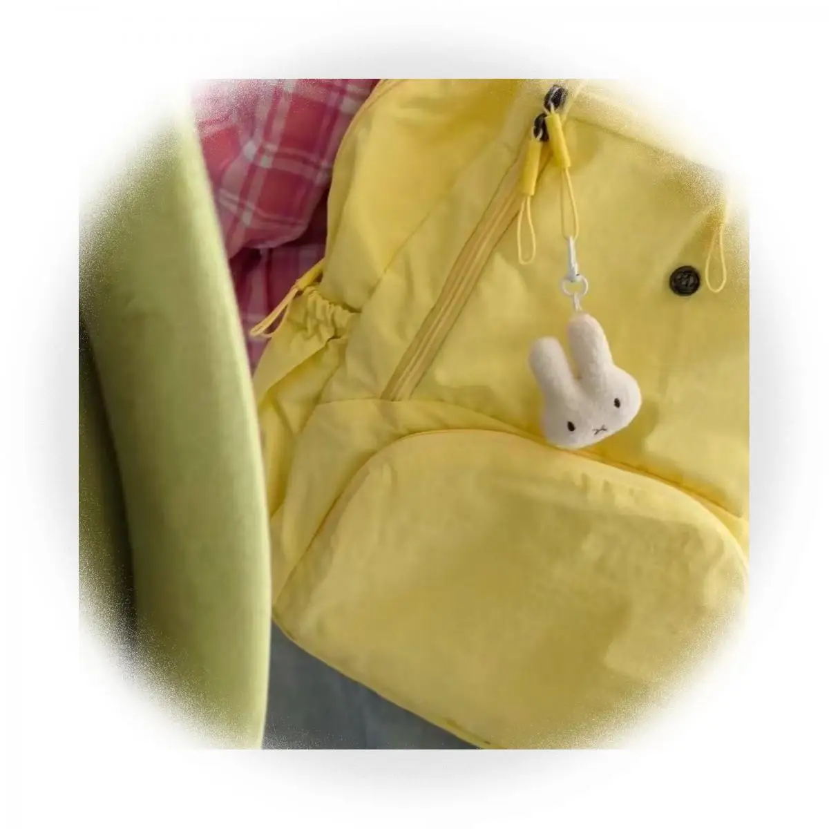 2025 nouveau Style Miffy Kawaii dessin animé en peluche pendentif mignon lapin Anime jouet porte-clés doux sac à dos charme cadeau pour les amis
